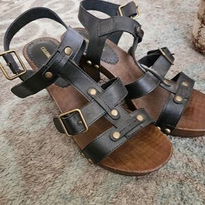 Celebrity Pink Black and Brown Sandals